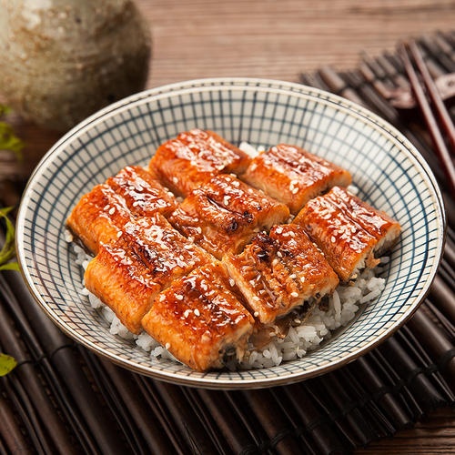 日本鰻鱺登上IUCN瀕危名單，日本液氮速凍鰻魚飯普貴